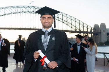 Mr Farhan, Shah